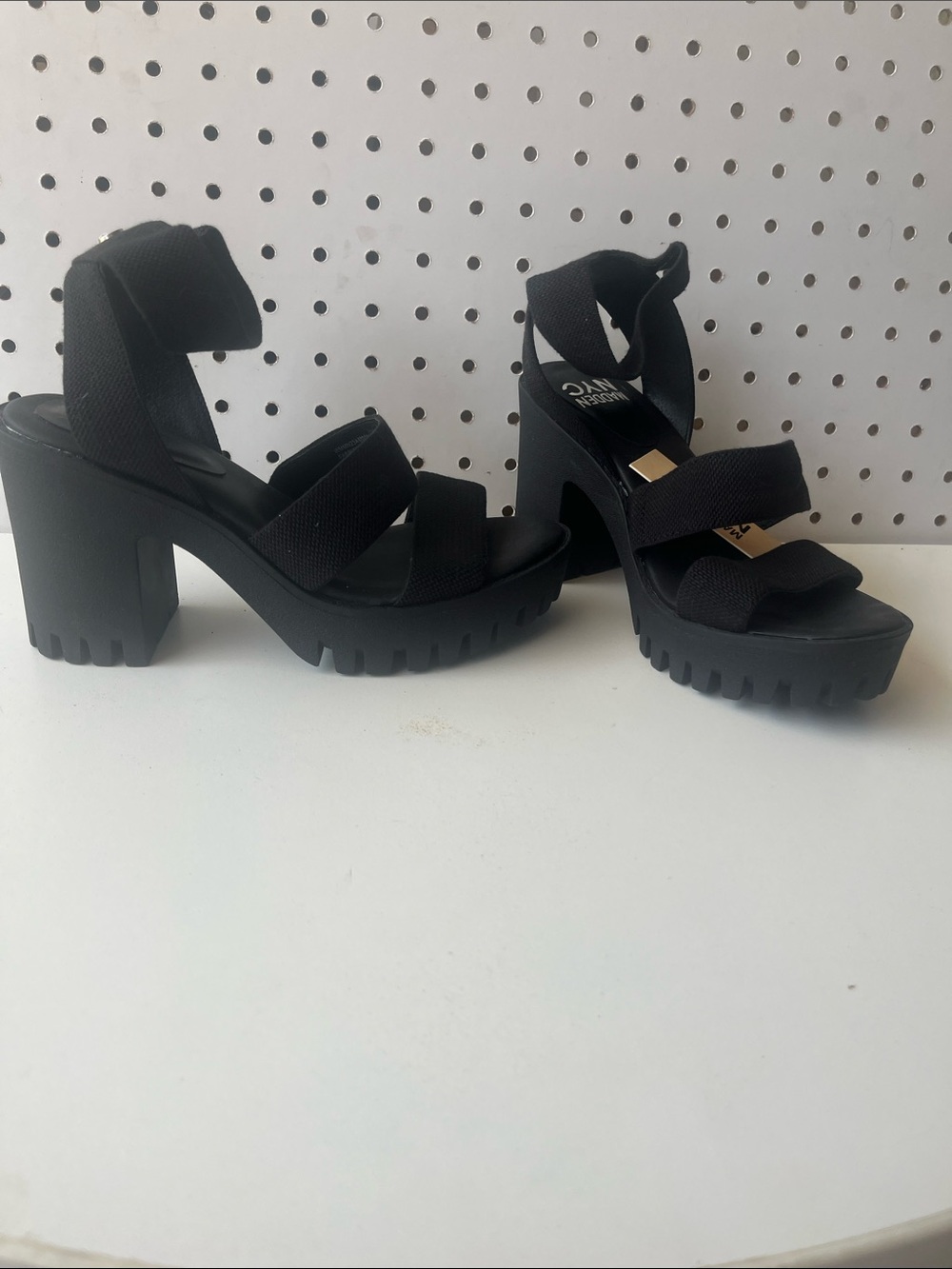 Madden NYC 6 LUG WEBBED HEEL sandal